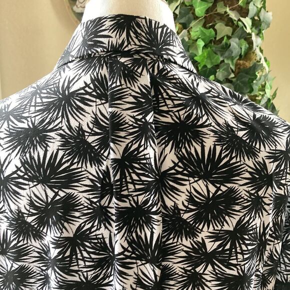 Michael Kors Quarter Zip Black & White Tab Sleeves Long Line Tunic Size L - Picture 8 of 10